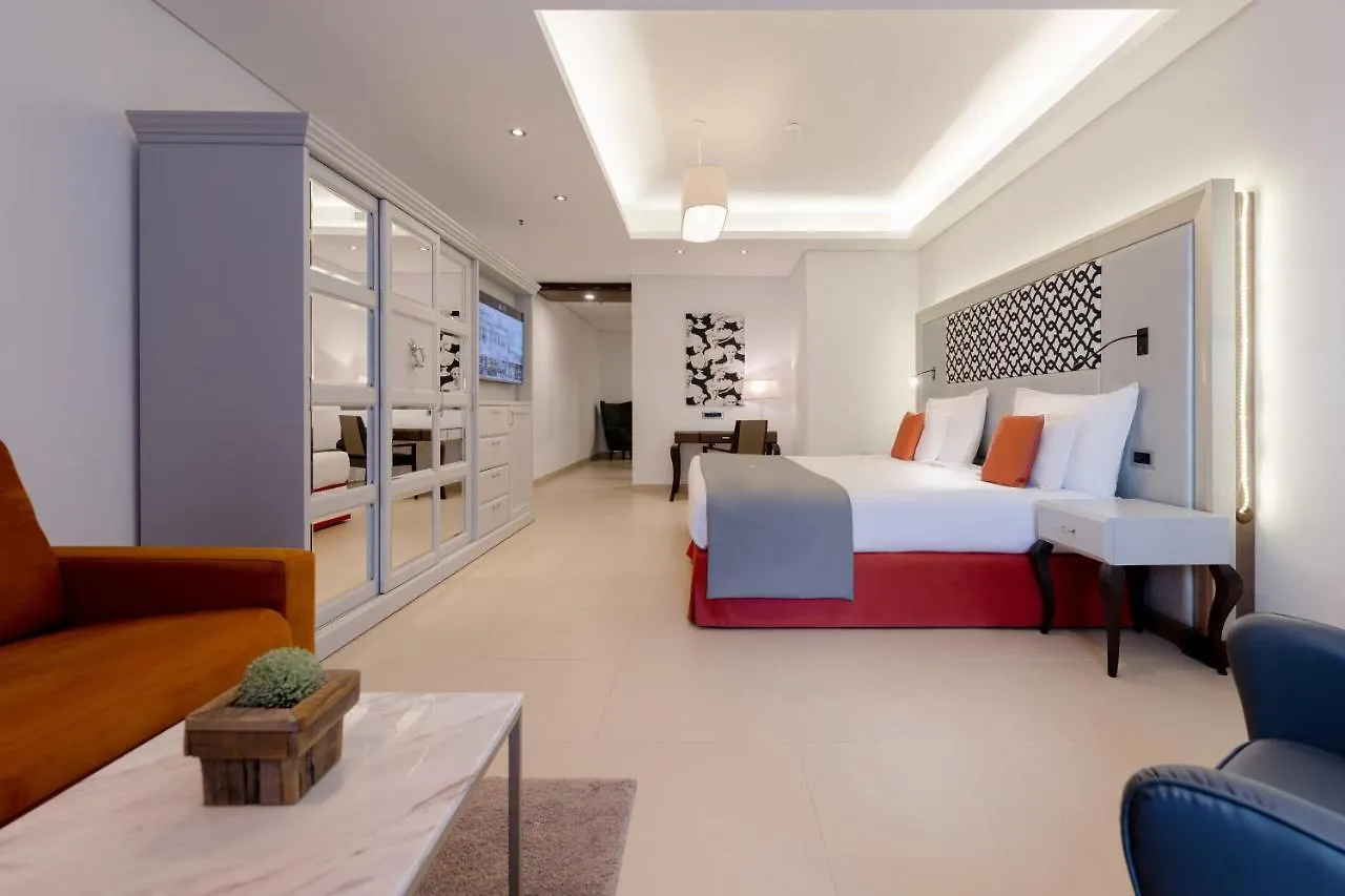 Ax The Palace Sliema 5*,  Malta